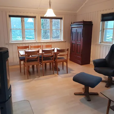 Hatlen View Apartment